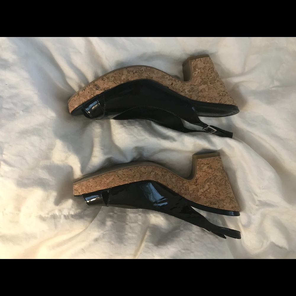 Michelle D Patent leather sling back wedge - Picture 3 of 8